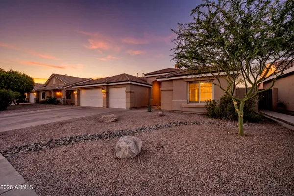 $550,000 | 1050 West Cooley Drive, Gilbert, AZ 85233