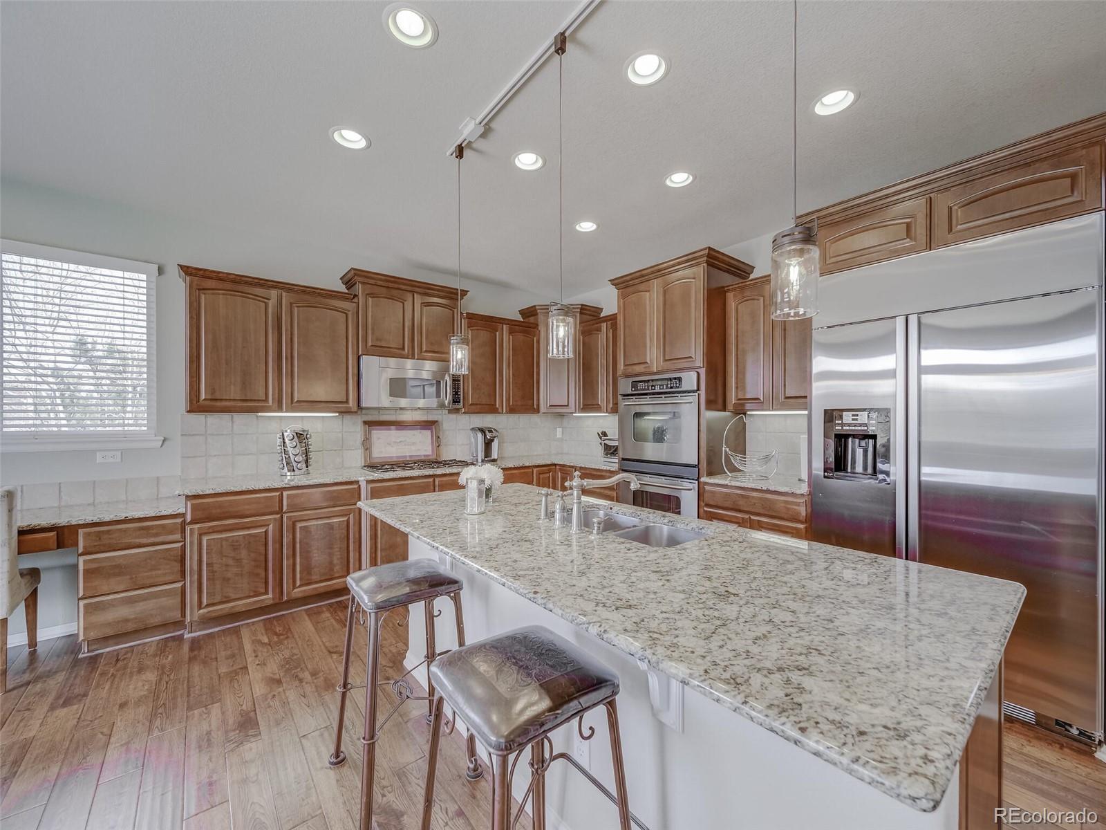 4311 Ivycrest Point Highlands Ranch, CO 80130 - Photo 11 of 40