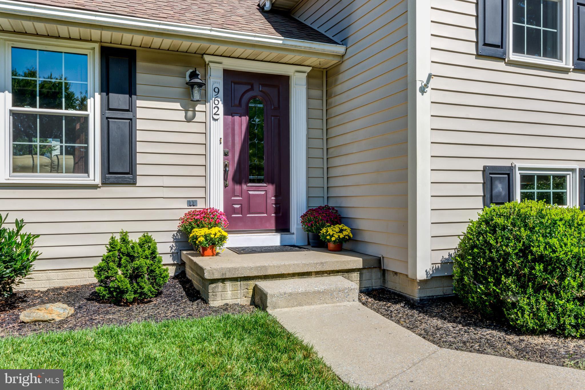 962 Firestone Road Westminster, MD 21158 - Photo 2 of 30 Exterior (Front)