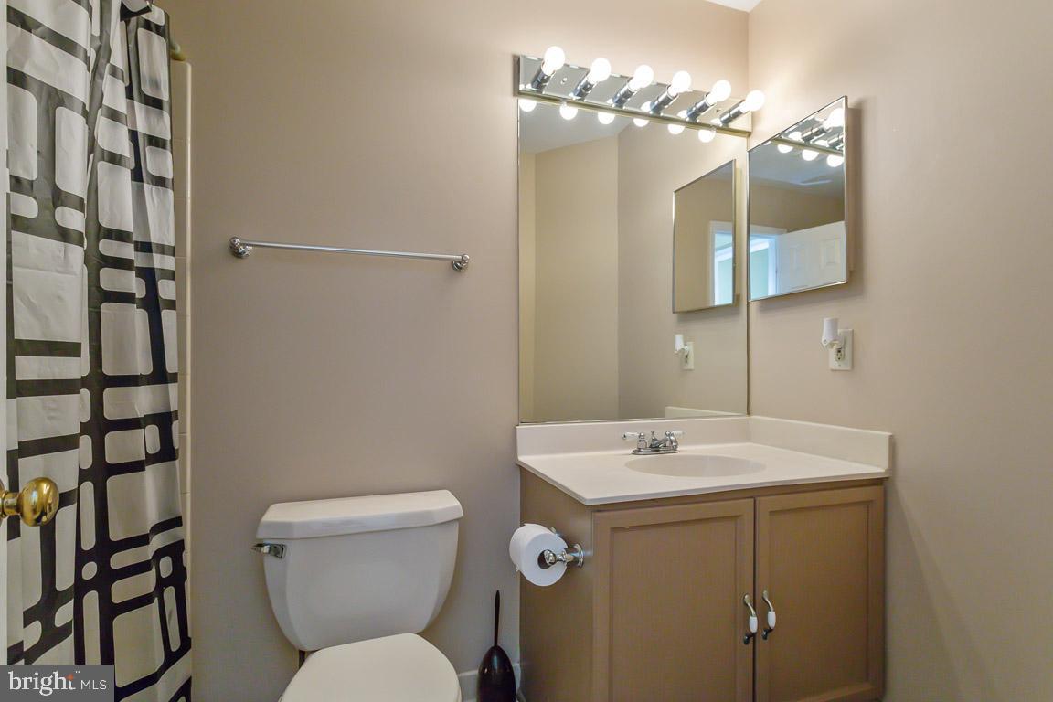 8303 Ridge Crossing Lane Springfield, VA 22152 - Photo 17 of 25 Gallery Image 17