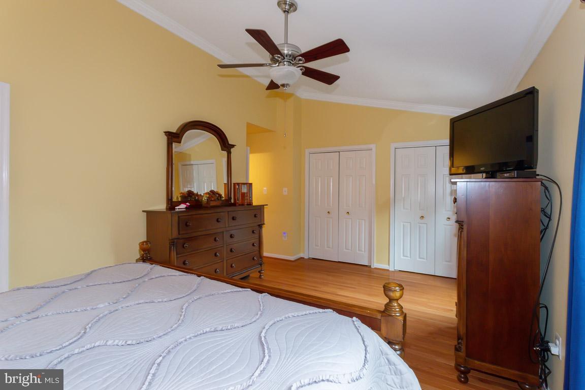 8303 Ridge Crossing Lane Springfield, VA 22152 - Photo 19 of 25 Gallery Image 19
