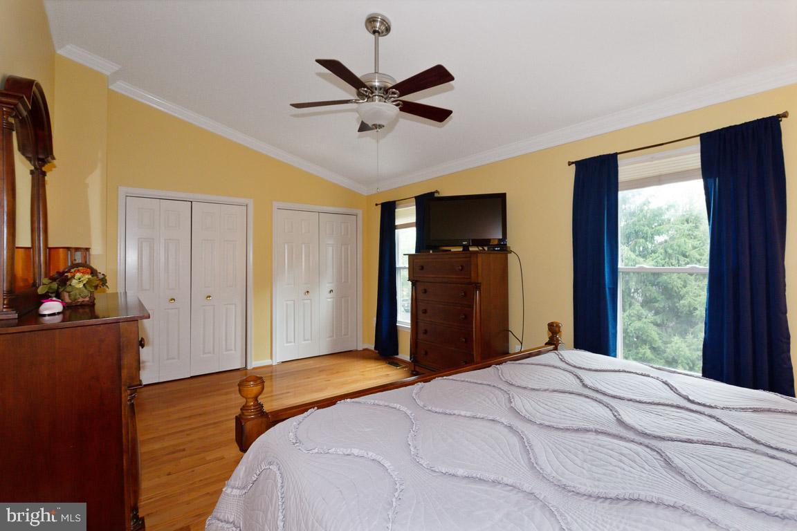 8303 Ridge Crossing Lane Springfield, VA 22152 - Photo 20 of 25 Gallery Image 20