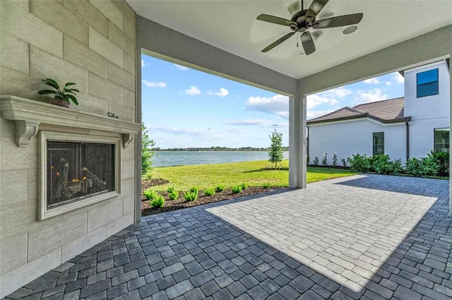 $1,690,000 | 6221 Isla Del Ray Avenue, Sarasota, FL 34240