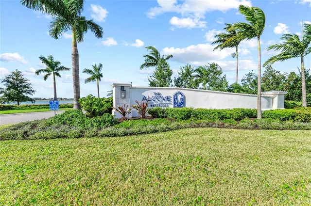 $1,690,000 | 6221 Isla Del Ray Avenue, Sarasota, FL 34240