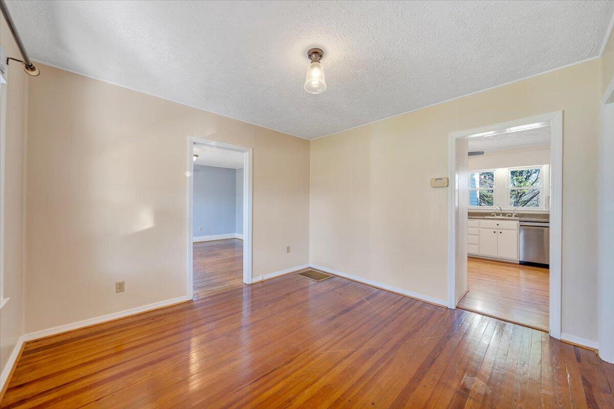 505 Republic Road Christiansburg, VA 24073 - Photo 11 of 51 Living Room