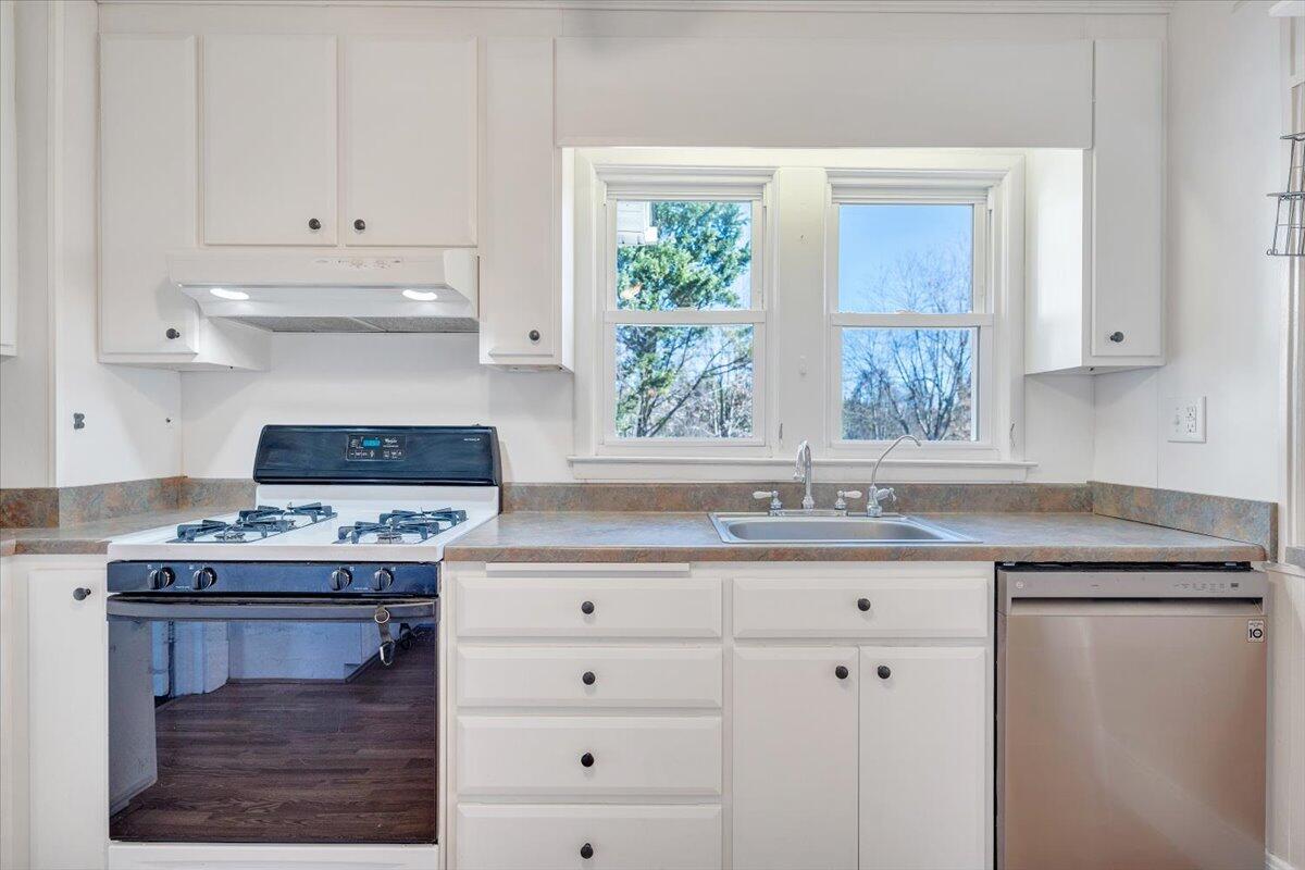 505 Republic Road Christiansburg, VA 24073 - Photo 13 of 51 Kitchen