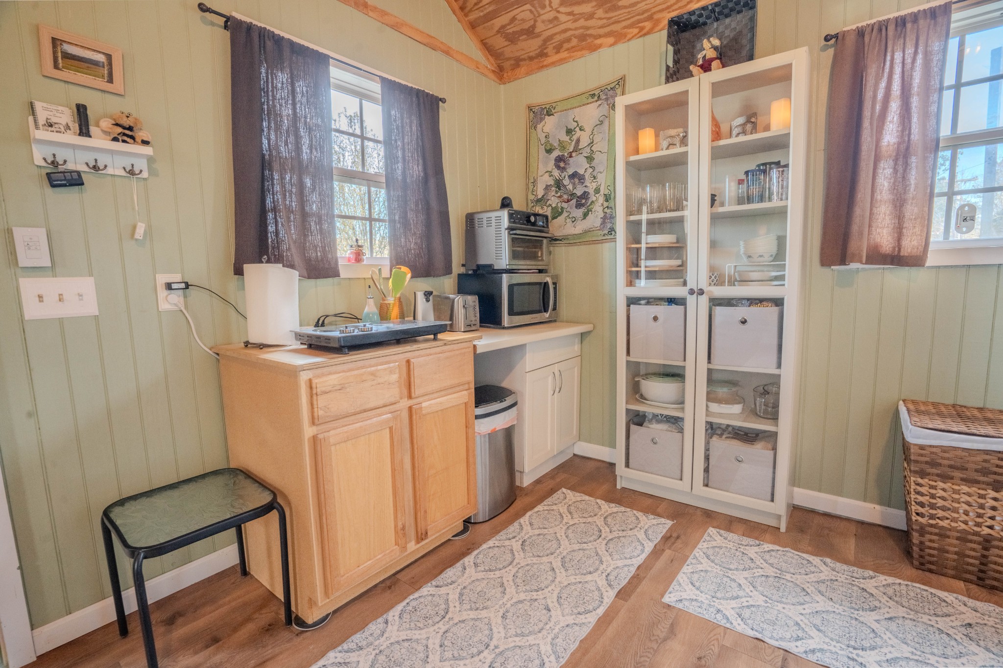 109 Rascal Town Road Loretto, TN 38469 - Photo 21 of 43 a room with a bed and furniture