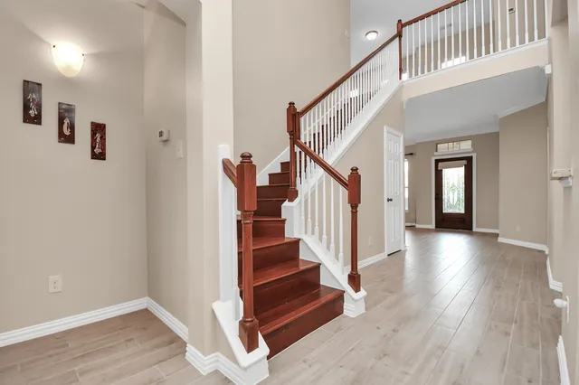 $2,700 | 11407 Creekwood Hills Lane, Houston, TX 77070