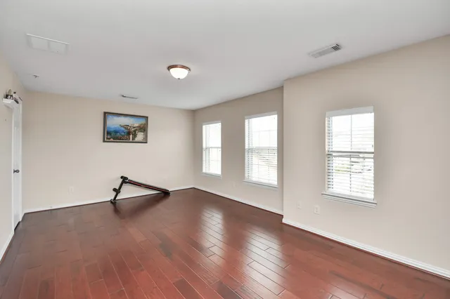 $2,700 | 11407 Creekwood Hills Lane, Houston, TX 77070