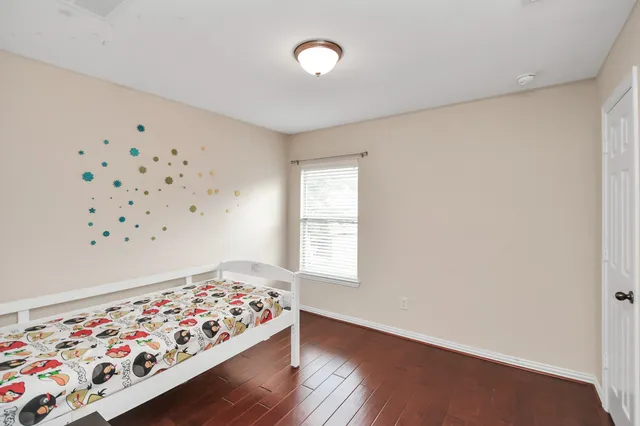 $2,700 | 11407 Creekwood Hills Lane, Houston, TX 77070