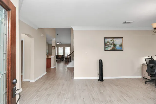 $2,700 | 11407 Creekwood Hills Lane, Houston, TX 77070