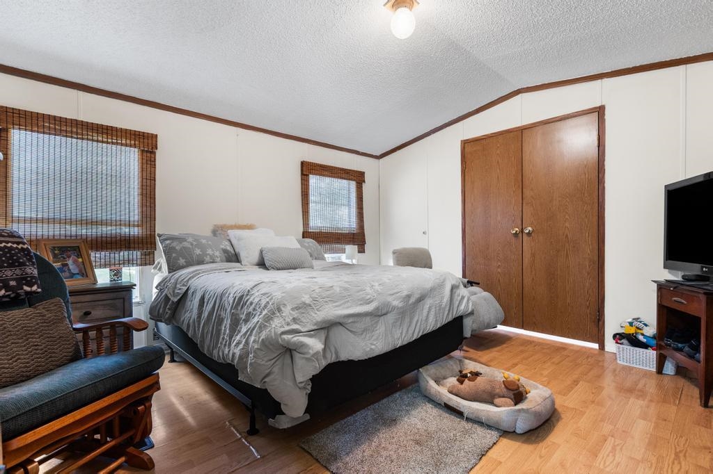 209 Hampstead Road Derry, NH 03038 - Photo 13 of 25