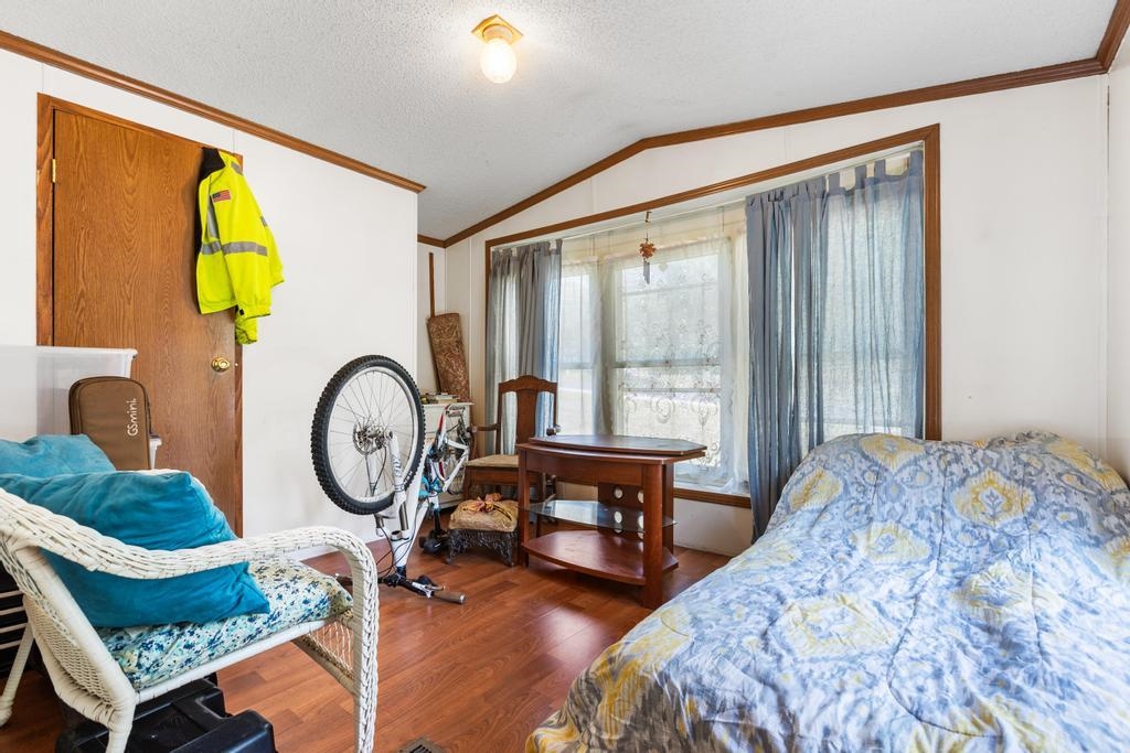 209 Hampstead Road Derry, NH 03038 - Photo 17 of 25