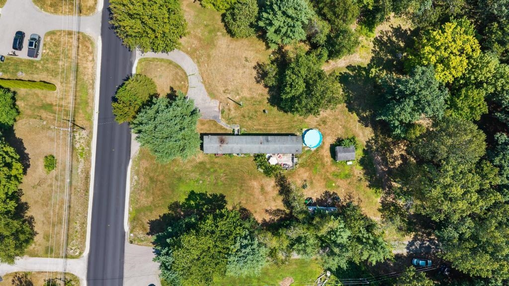 209 Hampstead Road Derry, NH 03038 - Photo 25 of 25