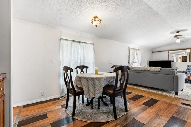 $315,000 | 209 Hampstead Road, Derry, NH 03038