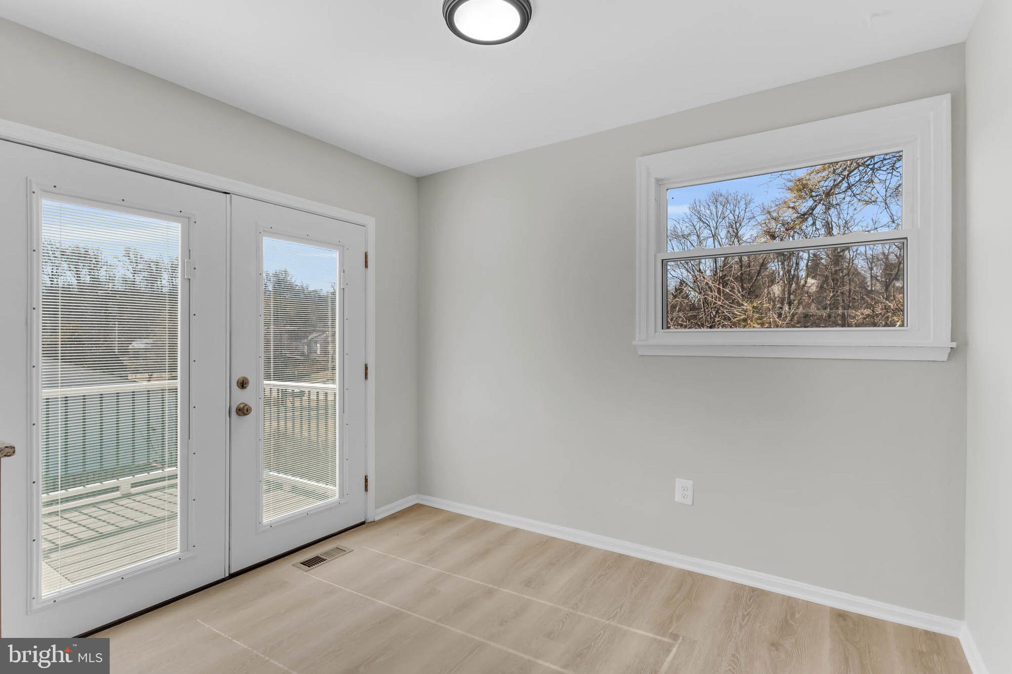 3606 Rusty Rim Ellicott City, MD 21043 - Photo 9 of 27 Breakfast Room w/ balcony access