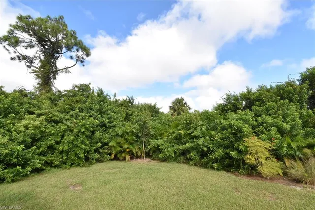 $2,250 | 152 Red Cedar Park, Rotonda West, FL 33947