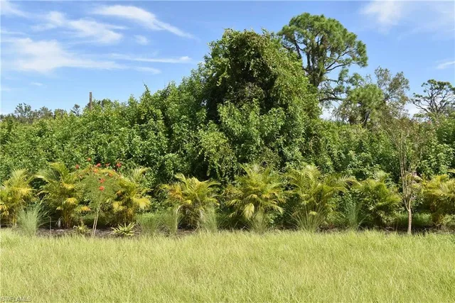 $2,250 | 152 Red Cedar Park, Rotonda West, FL 33947