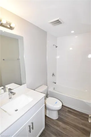 $2,250 | 152 Red Cedar Park, Rotonda West, FL 33947