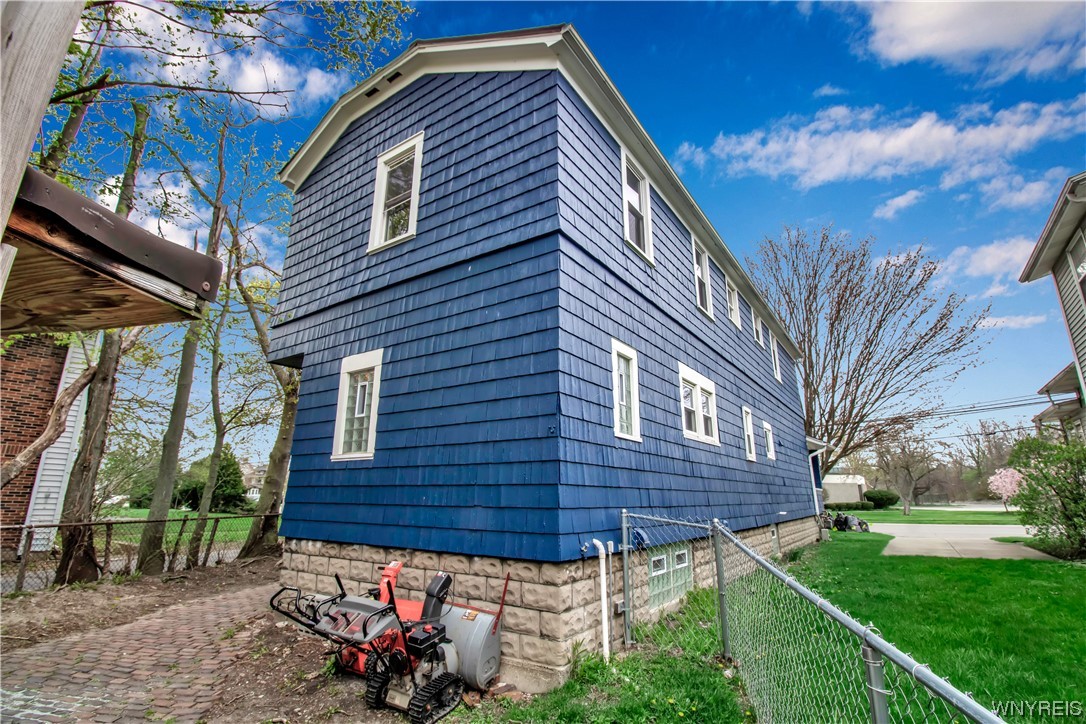 326 Main Street Tonawanda City, NY 14150 - Photo 3 of 37