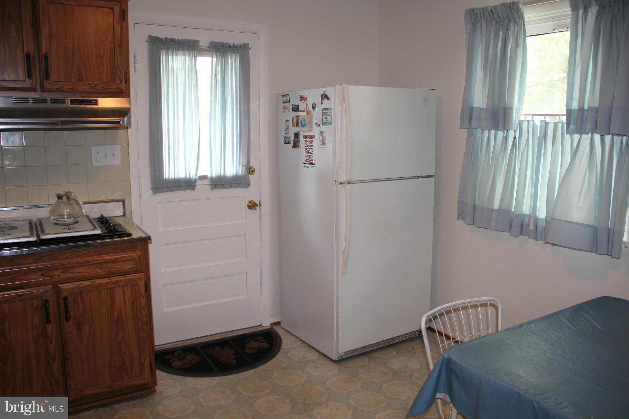 8919 Parlo Road Baltimore, MD 21236 - Photo 14 of 25 Kitchen