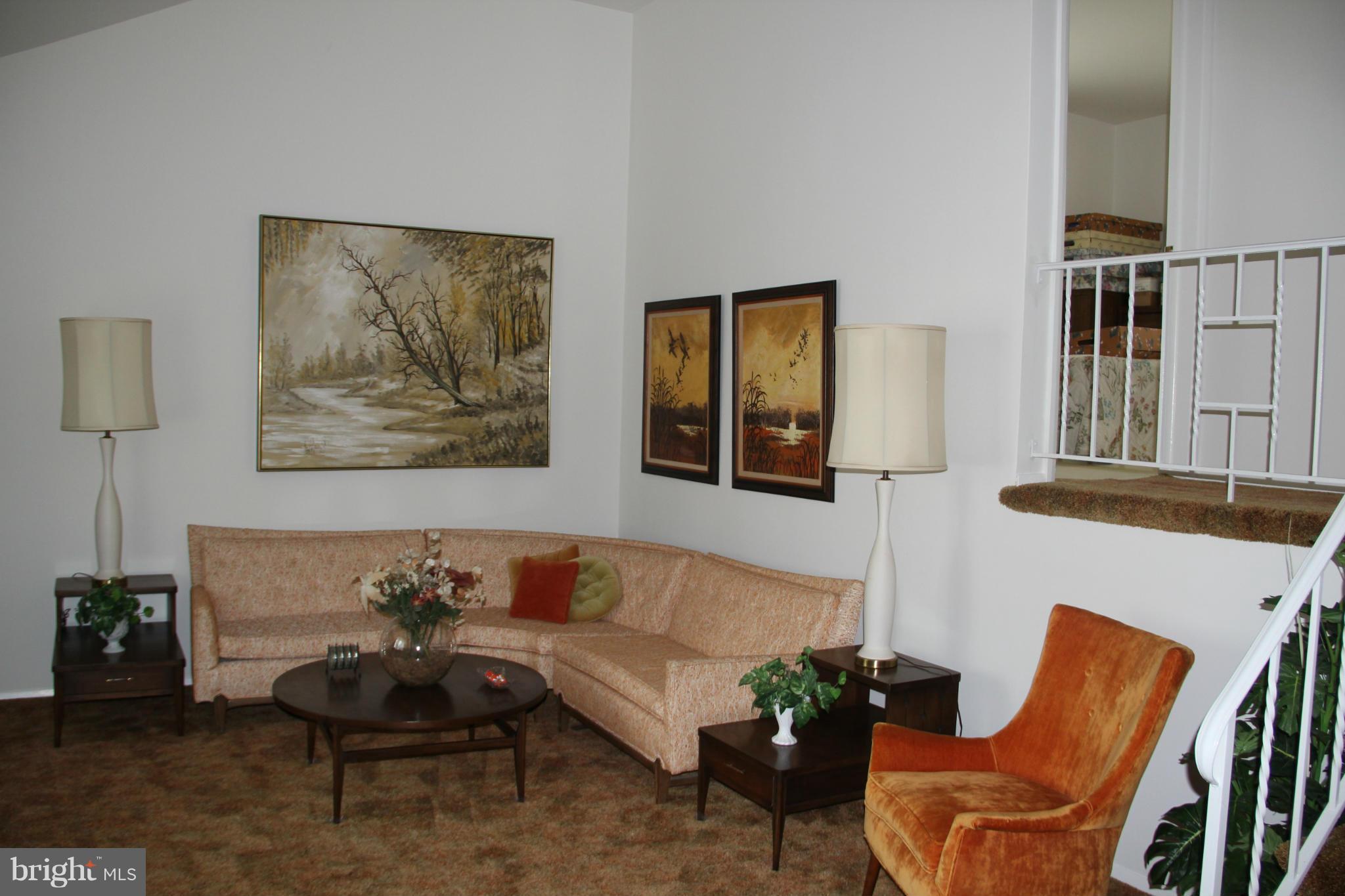 8919 Parlo Road Baltimore, MD 21236 - Photo 6 of 25 Living Room