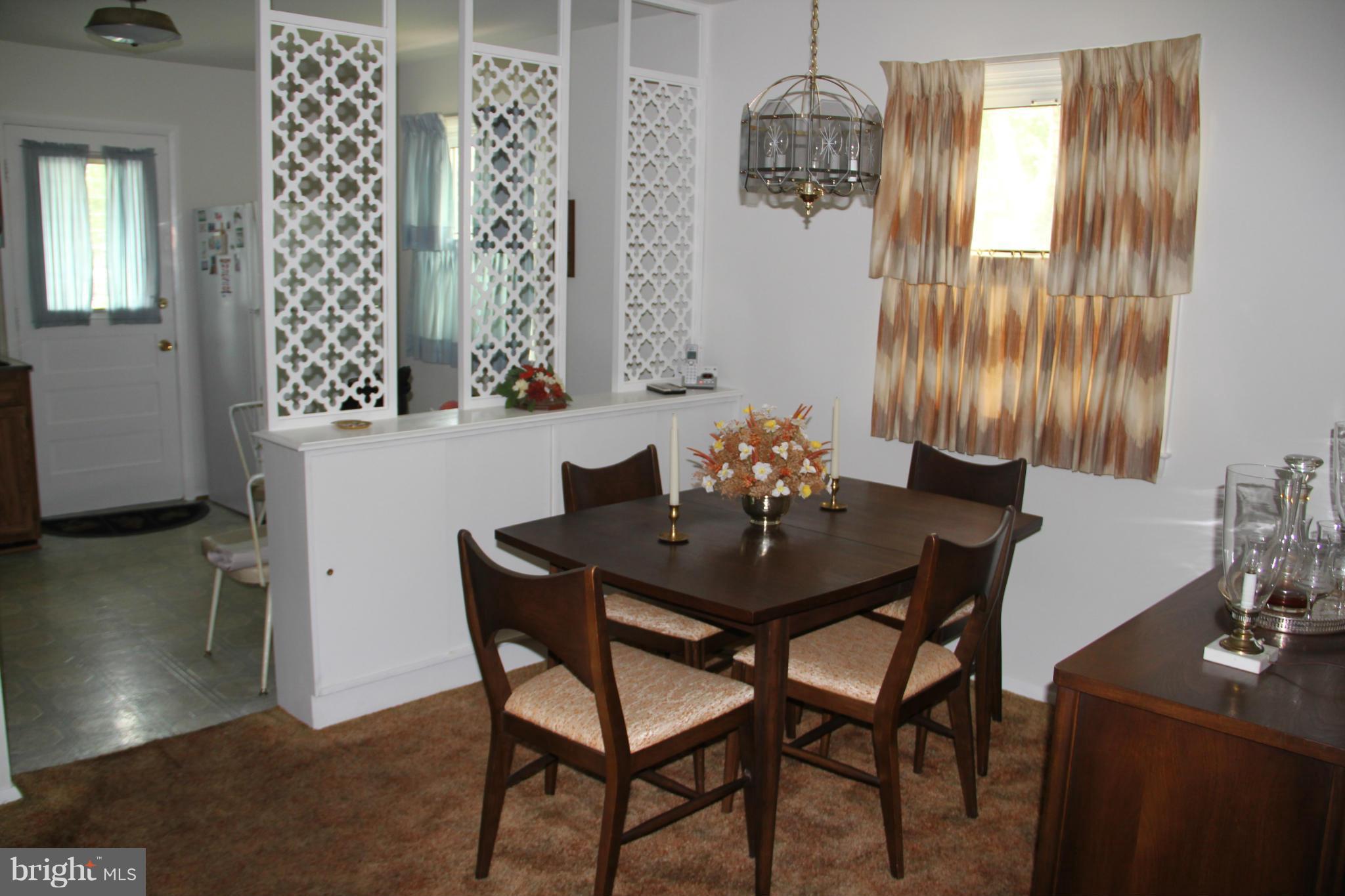 8919 Parlo Road Baltimore, MD 21236 - Photo 9 of 25 Dining Room