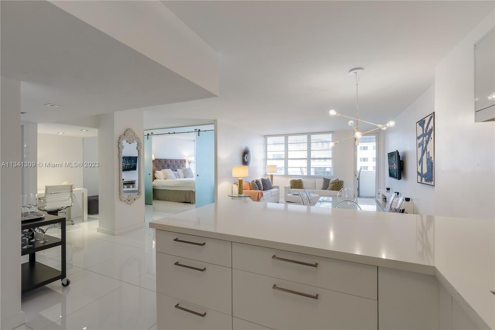 100 Lincoln Road, Unit 835 Miami Beach, FL 33139 - Photo 8 of 15 Gallery Image 8