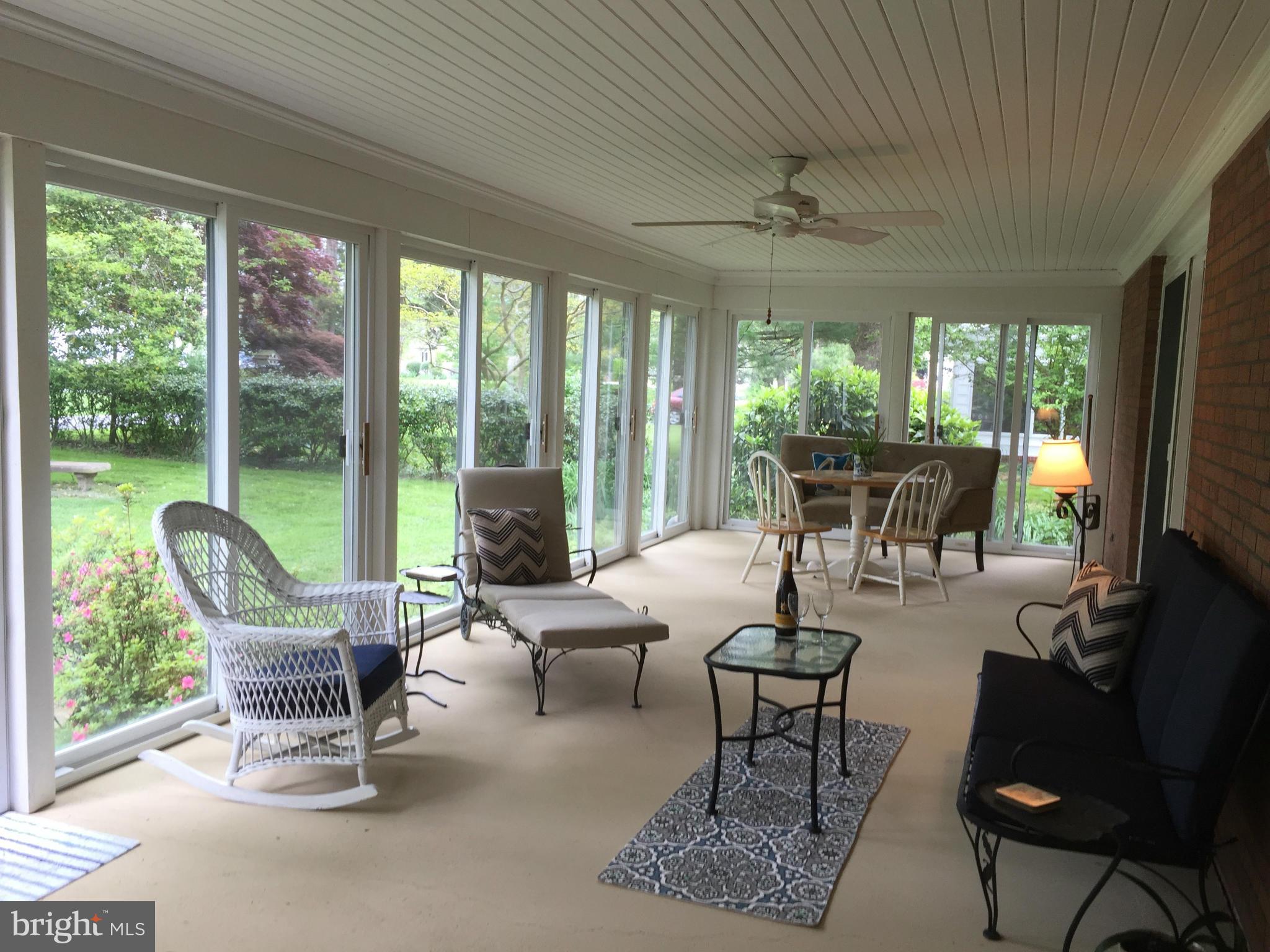 13 Hatsawap Road Cambridge, MD 21613 - Photo 5 of 30 Enclosed Glass Porch