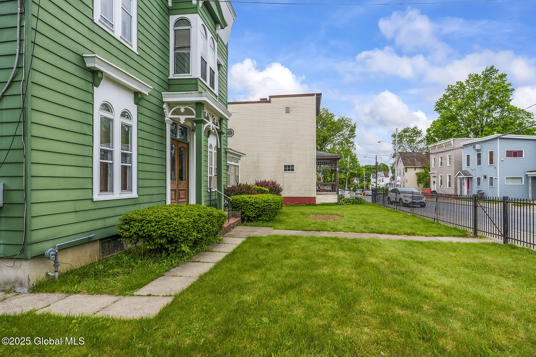 1466 3rd Street Rensselaer, NY 12144 - Photo 5 of 39 007-1466-3rd-St