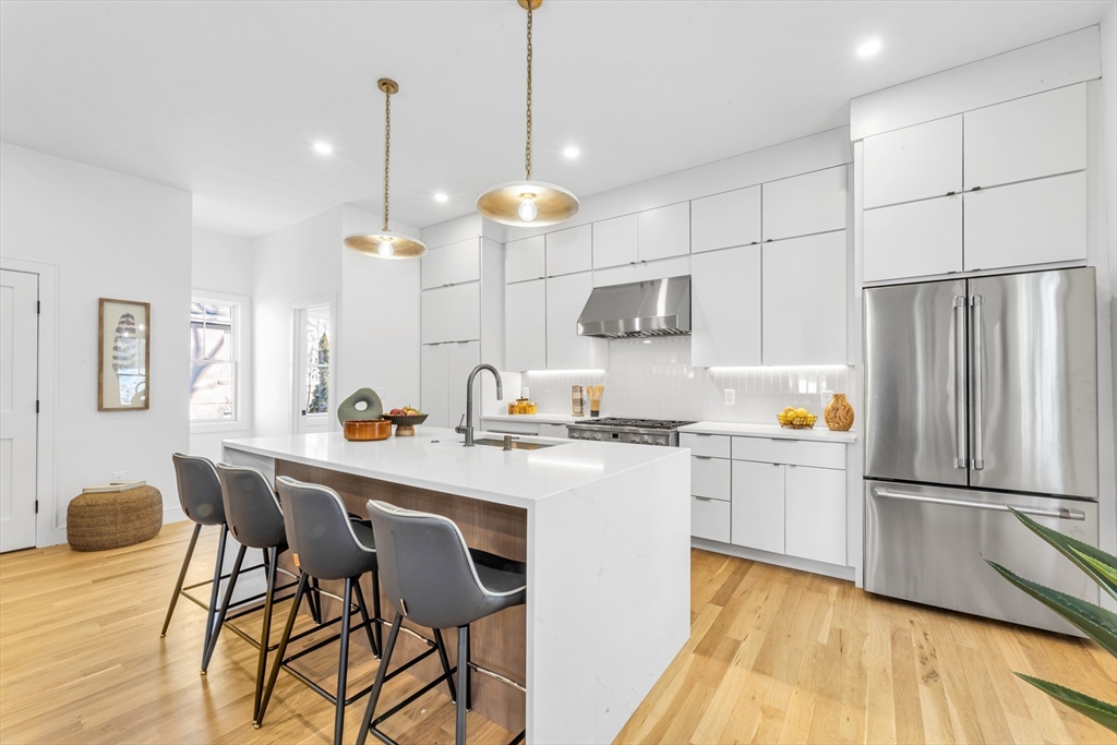 142 A Birch Street, Unit A Boston, MA 02131 - Photo 7 of 31