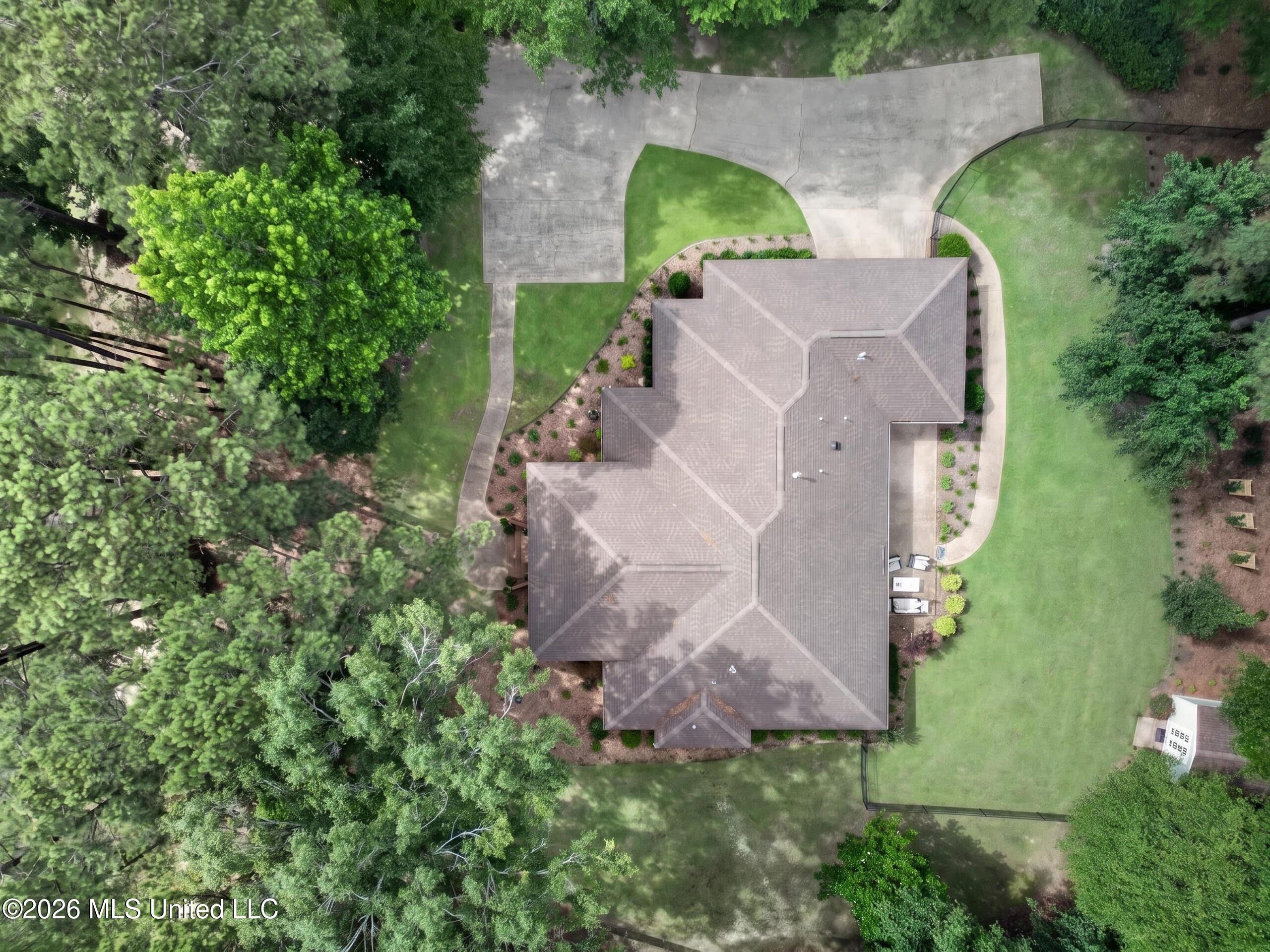 228 Jervis Mims Road Hattiesburg, MS 39401 - Photo 56 of 61 021_DJI_0418