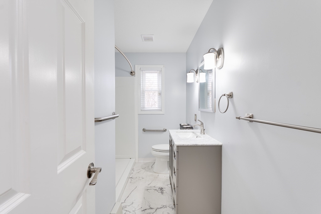 76 Kelley Road, Unit 76 Chicopee, MA 01022 - Photo 17 of 25