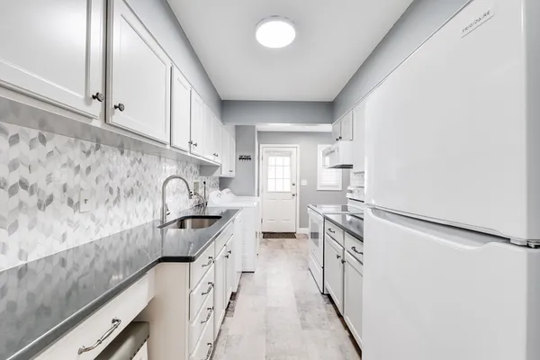 $234,900 | 76 Kelley Road, Unit 76, Chicopee, MA 01022