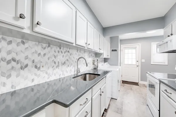 $234,900 | 76 Kelley Road, Unit 76, Chicopee, MA 01022