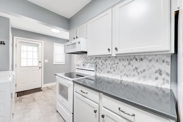 $234,900 | 76 Kelley Road, Unit 76, Chicopee, MA 01022