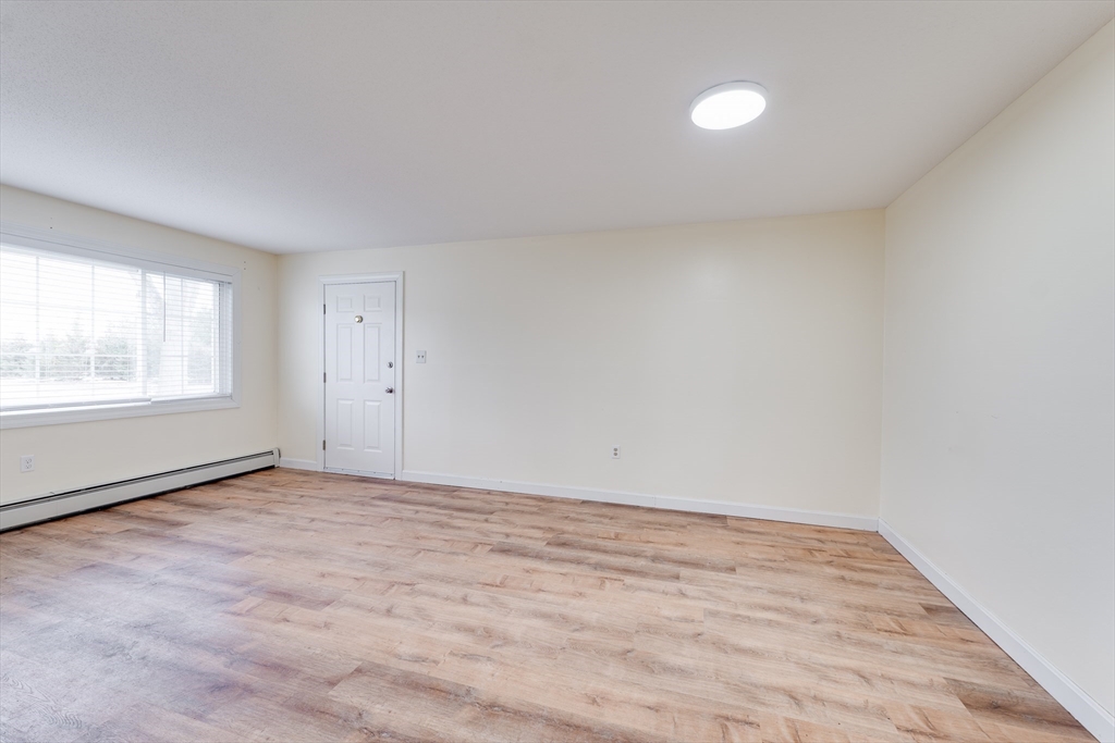 76 Kelley Road, Unit 76 Chicopee, MA 01022 - Photo 9 of 25