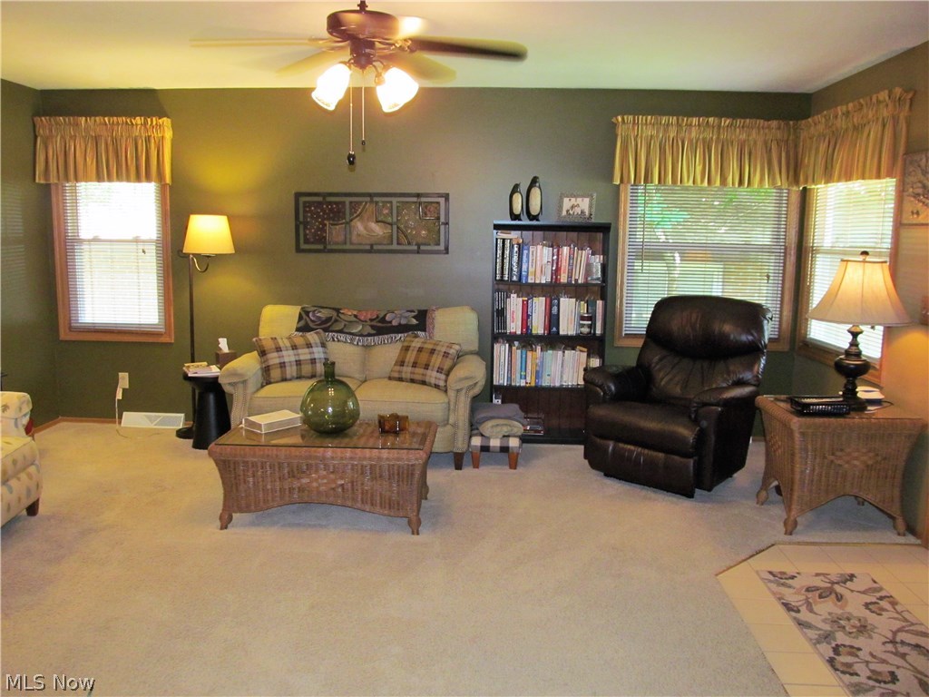 5838 Pearl Road Cleveland, OH 44130 - Photo 4 of 14