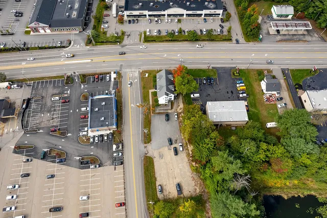 $445,000 | 472 High Street, Unit B, Somersworth, NH 03878