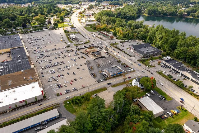 $445,000 | 472 High Street, Unit B, Somersworth, NH 03878