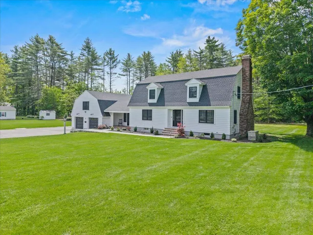 $895,000 | 29 Woodland Street, Fryeburg, ME 04037