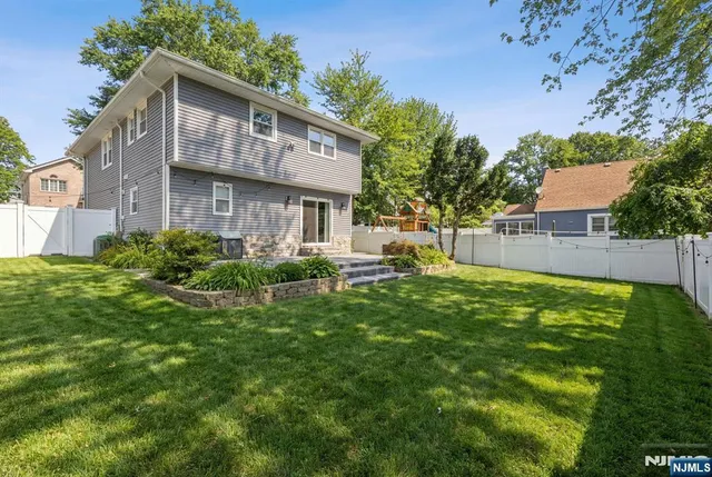 $849,000 | 11 Belmont Avenue, Emerson, NJ 07630