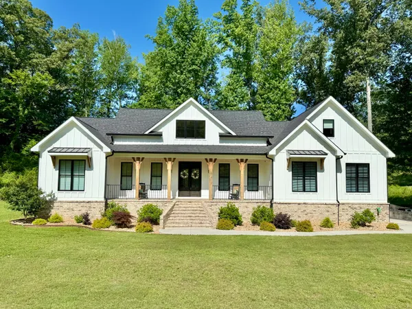 $1,050,000 | 835 Edgewater Way, Jasper, TN 37347