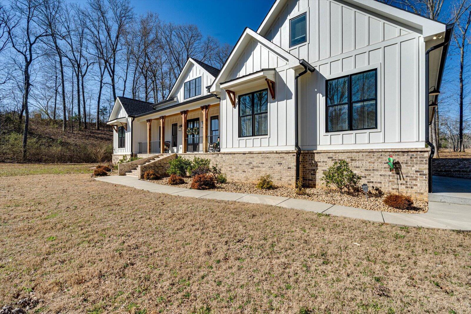 835 Edgewater Way Jasper, TN 37347 - Photo 6 of 84 05-835 Edgewater Way-4