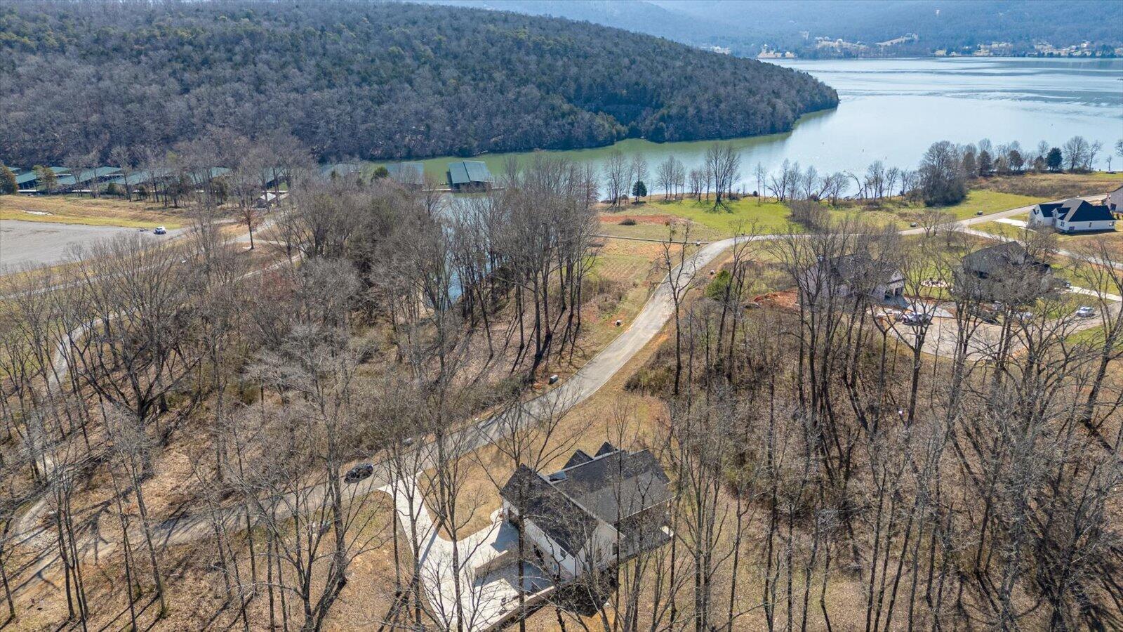 835 Edgewater Way Jasper, TN 37347 - Photo 76 of 84 72-835 Edgewater Way-71