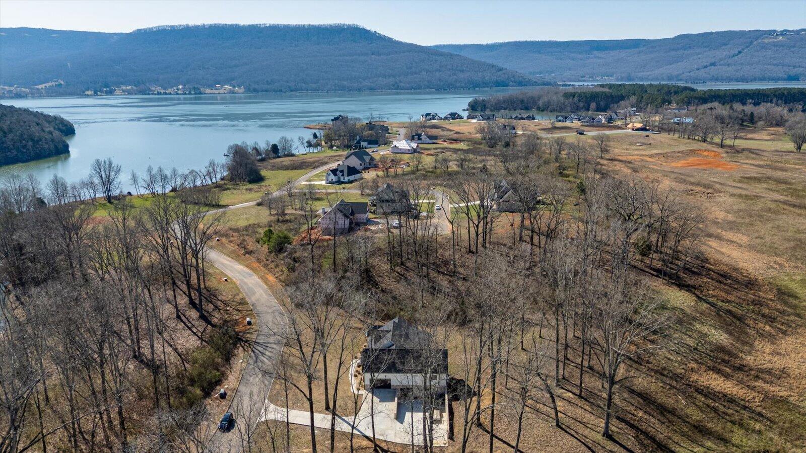 835 Edgewater Way Jasper, TN 37347 - Photo 77 of 84 73-835 Edgewater Way-72