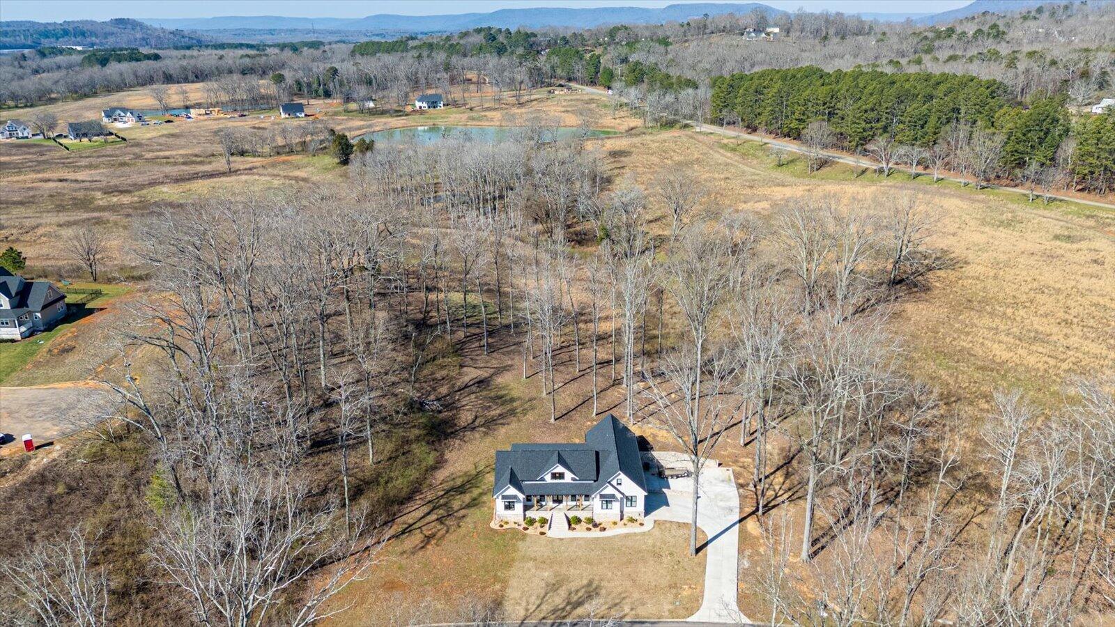 835 Edgewater Way Jasper, TN 37347 - Photo 78 of 84 74-835 Edgewater Way-73