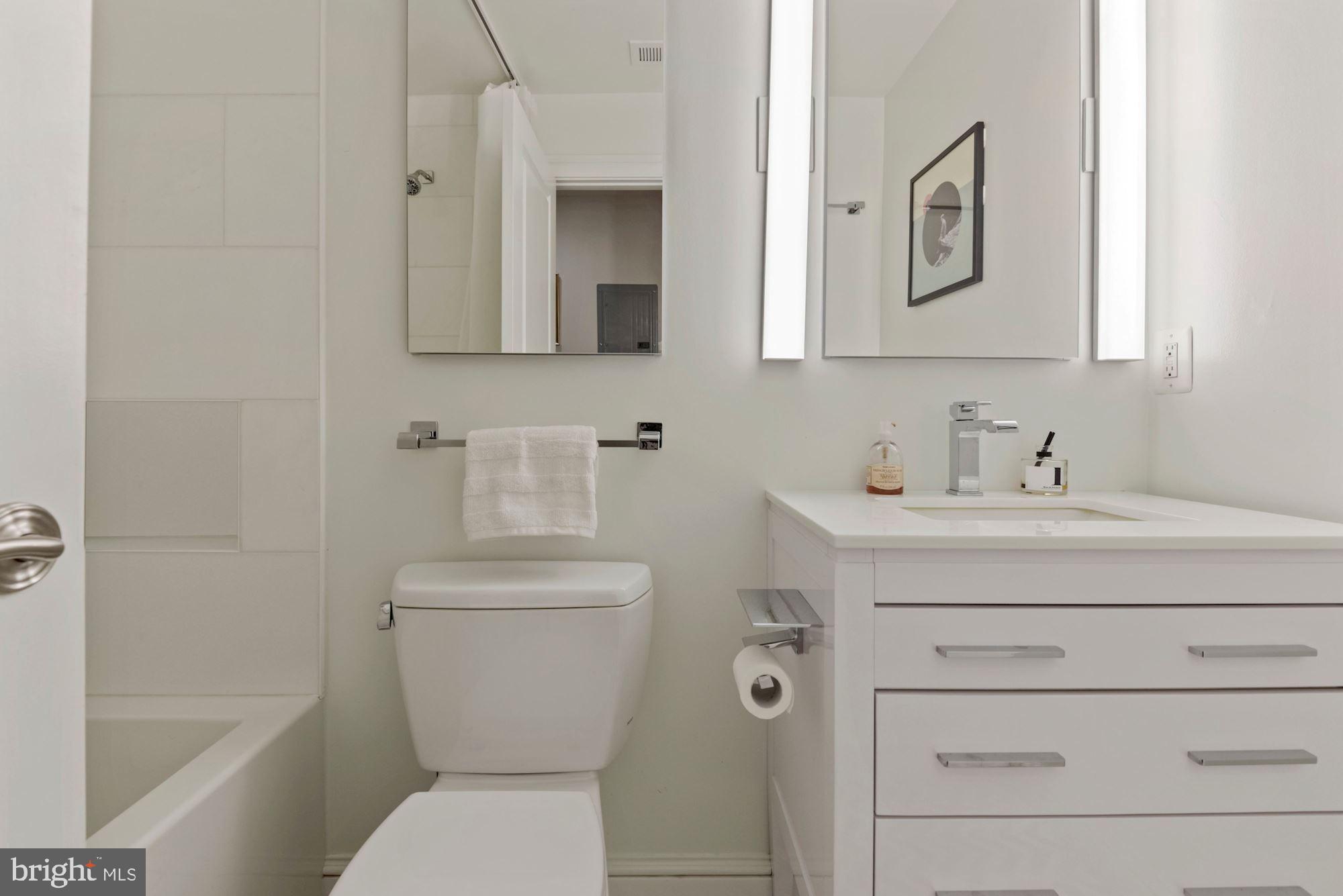 1407 W Street Northwest, Unit 202 Washington, DC 20009 - Photo 13 of 14