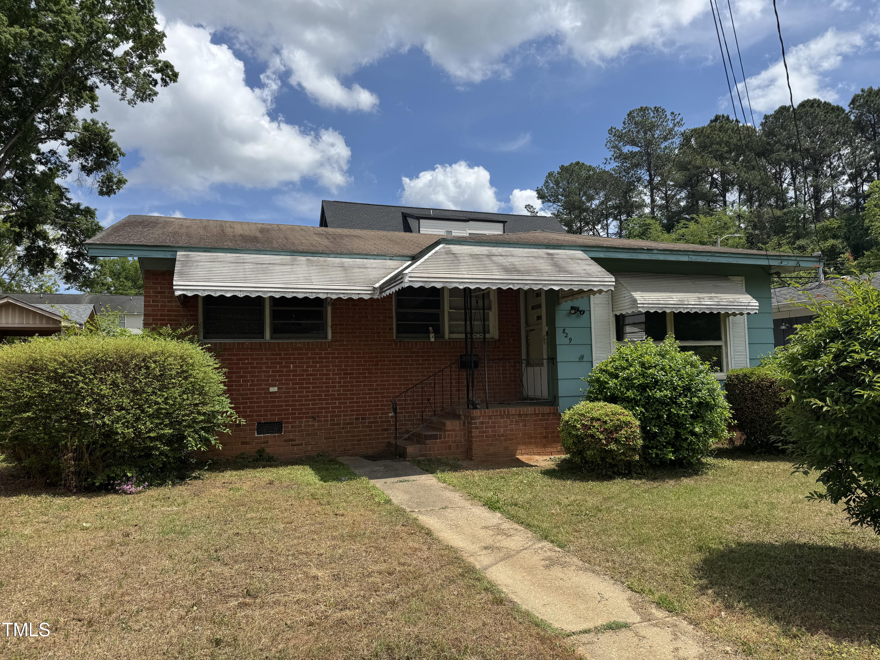 829 Coleman Street Raleigh, NC 27610 - Photo 2 of 11 IMG_5108