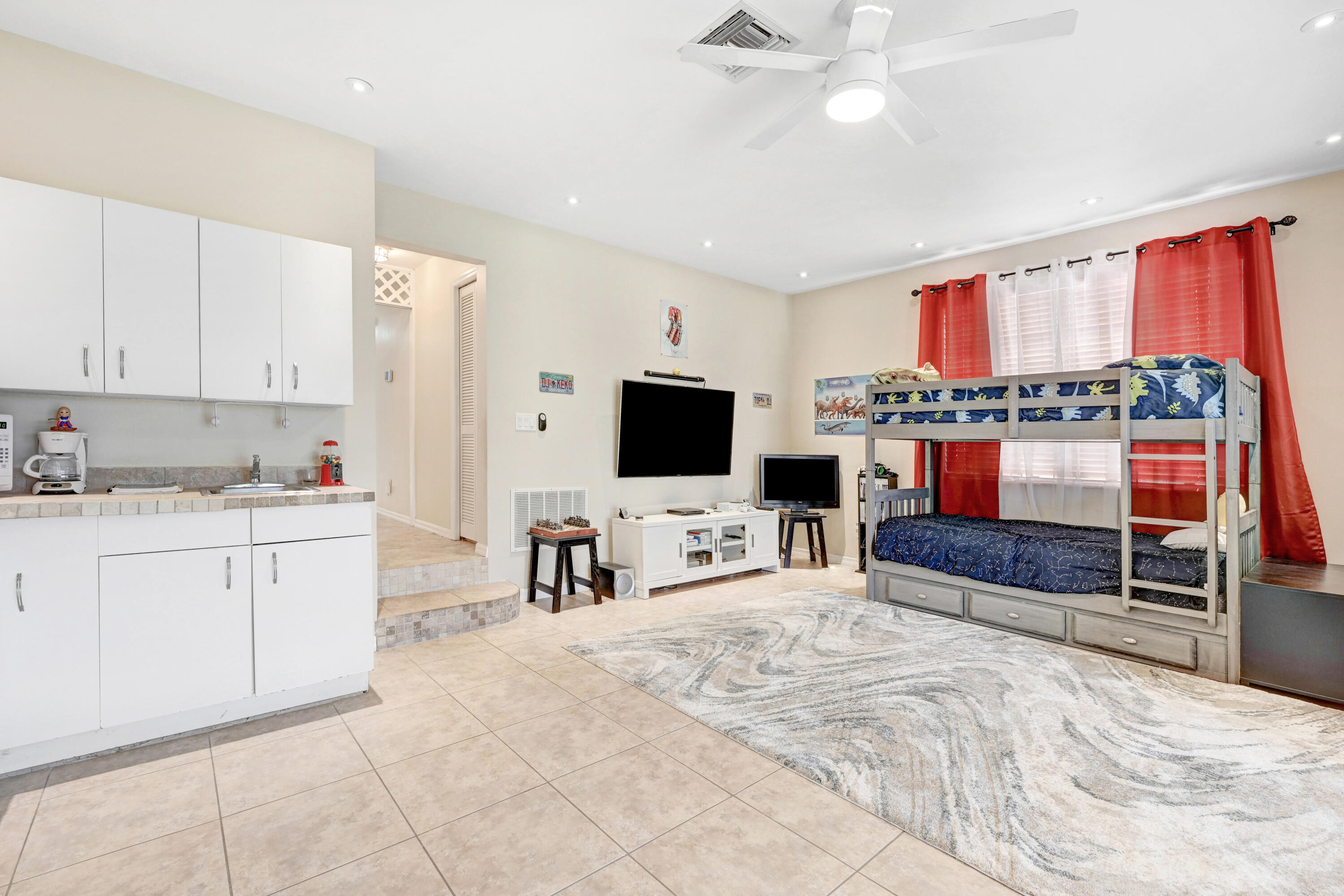 456 Prestwick Court Melbourne, FL 32940 - Photo 42 of 74 DSC_4544